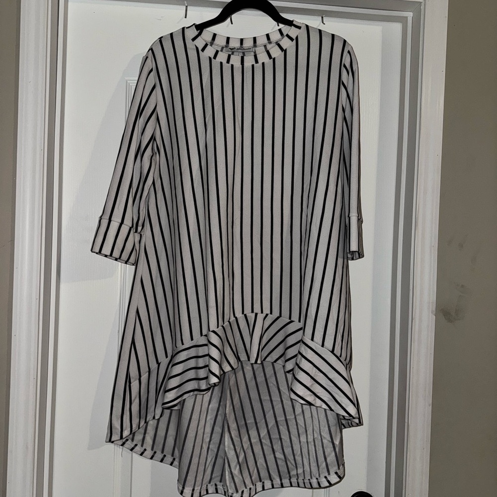 Zara Black and White Striped Top